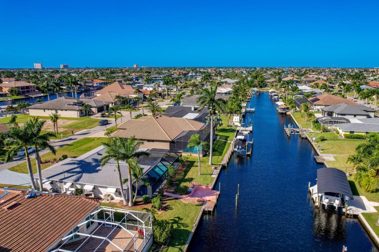 Waterfront Cape Coral Home With Private Pool! Exteriör bild